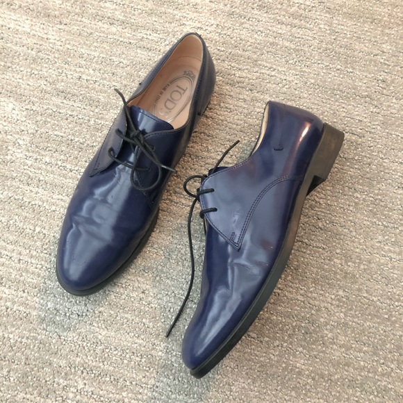 womens tie up loafers